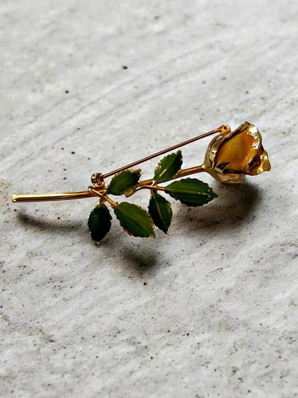 Giovanni Rose Bud Brooch Rose Flower Brooch Gold Green
